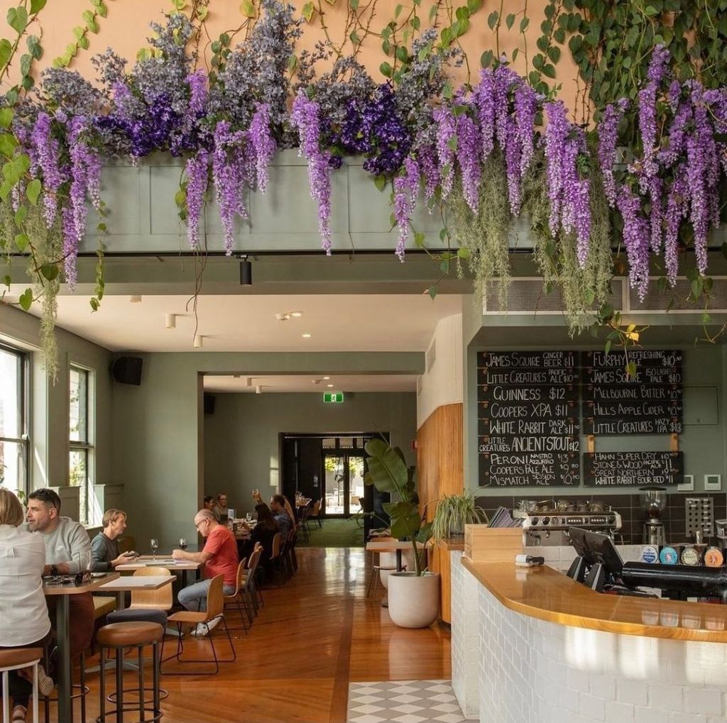 A Summer Pub&nbsp;Crawl