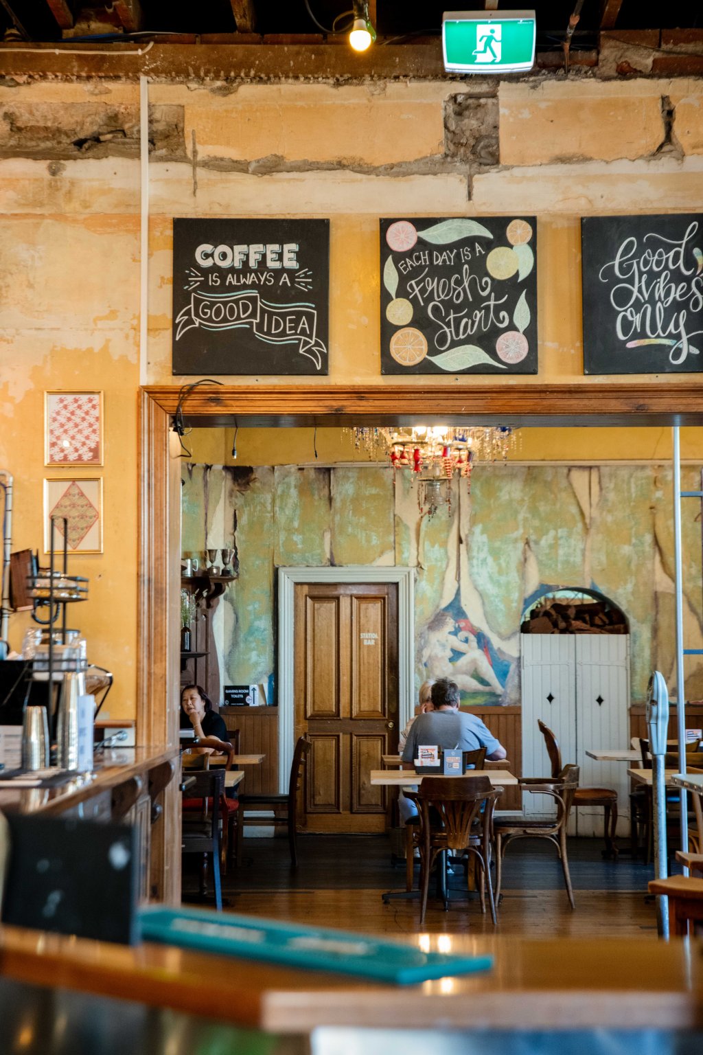 The Pioneers of Pub Grub